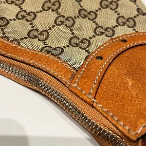 Vintage small Gucci handbag